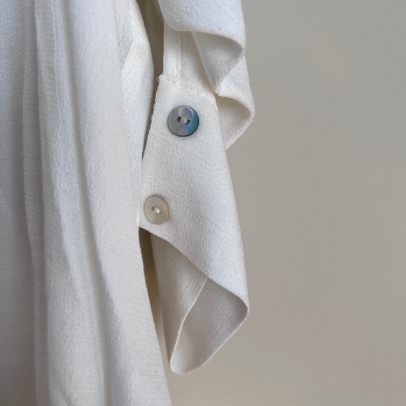 Beautiful zara white blouse with collar. Size L - Picture 7 of 12